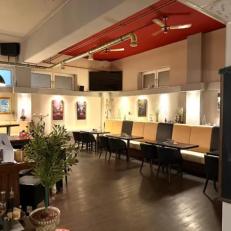 Hotel Bernsteinsee 3*